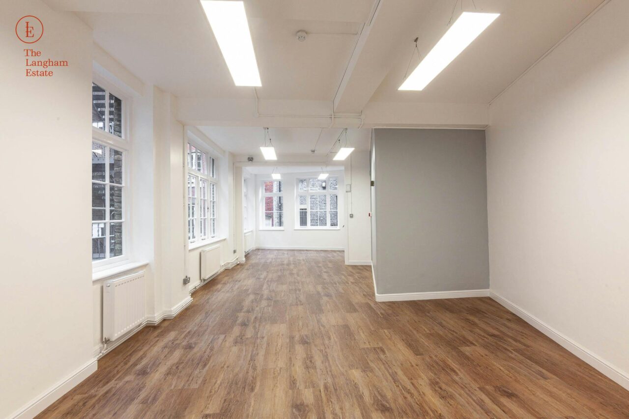 22-25 Eastcastle Street