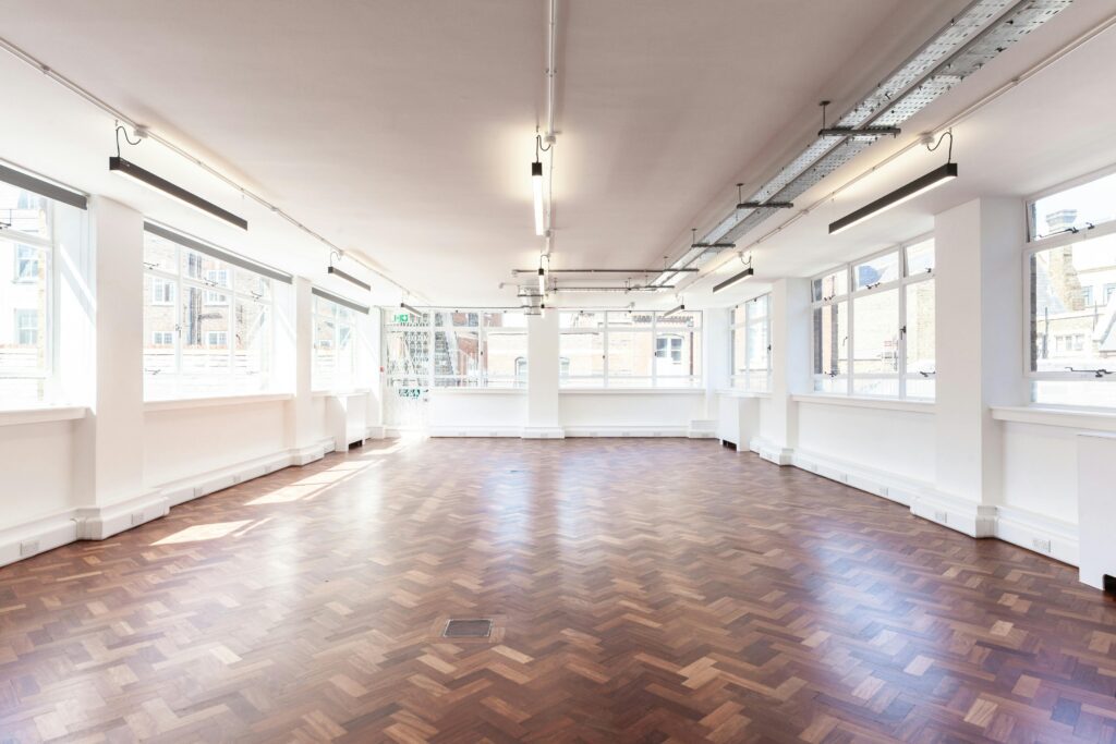 23-25 Eastcastle Street 3rd floor west