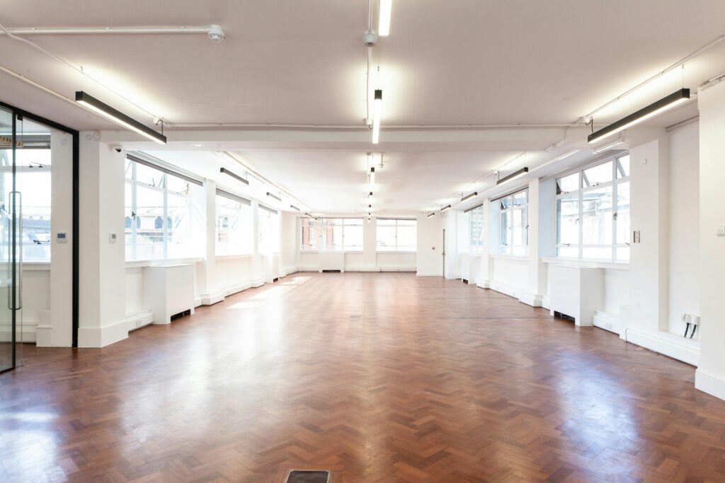 23-25 Eastcastle Street Multiple Floors